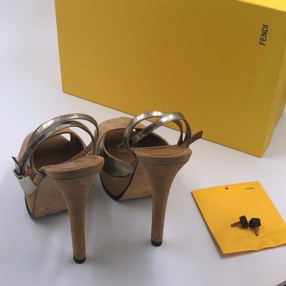 💯AUTH FENDI SUEDE HEELS PLATFORM 7 37 in BOX EUC - Picture 4 of 12